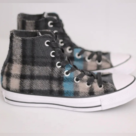 EUC Converse Chuck Taylor High-Top Woolrich BLUE Plaid Size 4 - Boys/Mens/Unisex - Picture 1 of 7